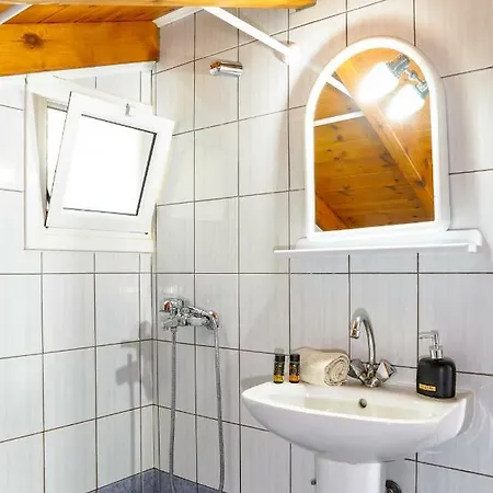 Elena's Seafront Deluxe *