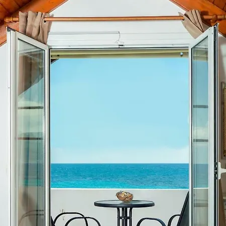 Elena's Seafront Deluxe * Akrotiri (Zakynthos)