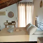 Elena's Seafront Deluxe