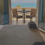 Elena's Seafront Deluxe * Akrotiri (Zakynthos)