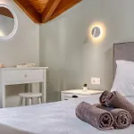 Elena's Seafront Deluxe Apartament Akrotiri (Zakynthos)