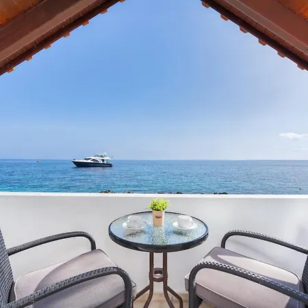 Elena's Seafront Deluxe * Akrotiri (Zakynthos)