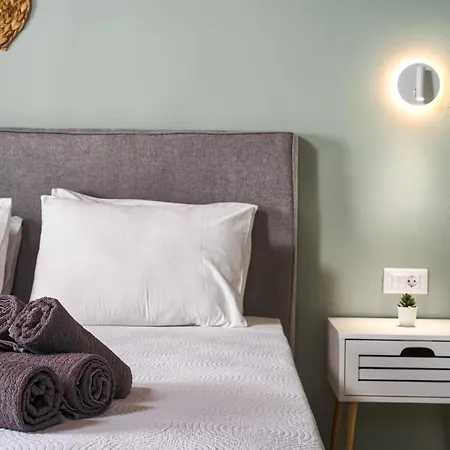 Apartamento Elena's Seafront Deluxe *