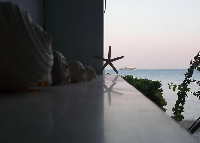 Elena's Seafront Deluxe شقة *